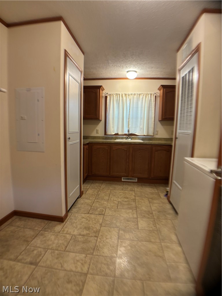 42 C Street SW Navarre OH 44662