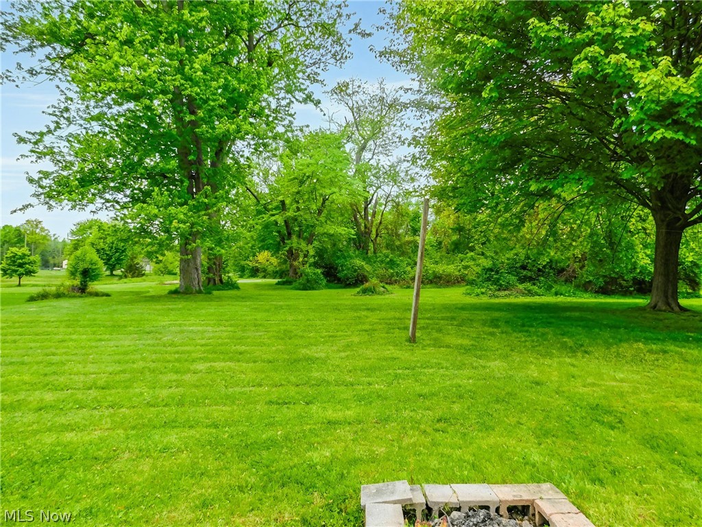 7386 Lake Road Madison OH 44057