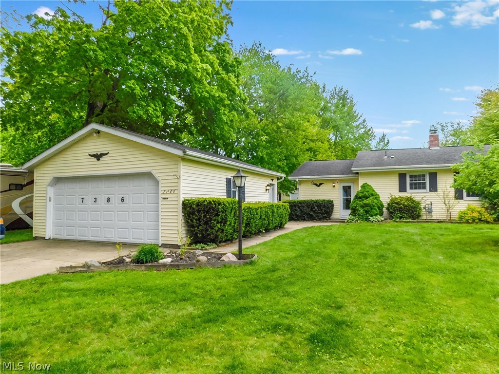 7386 Lake Road Madison OH 44057
