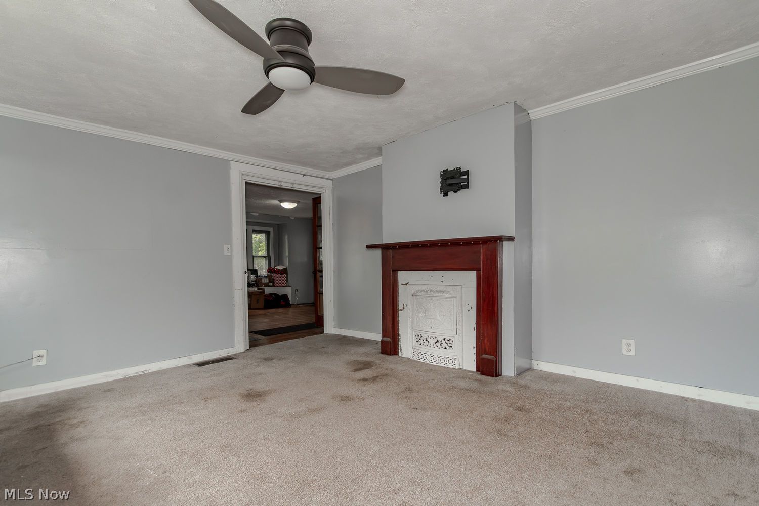 139 Center Street Chardon OH 44024