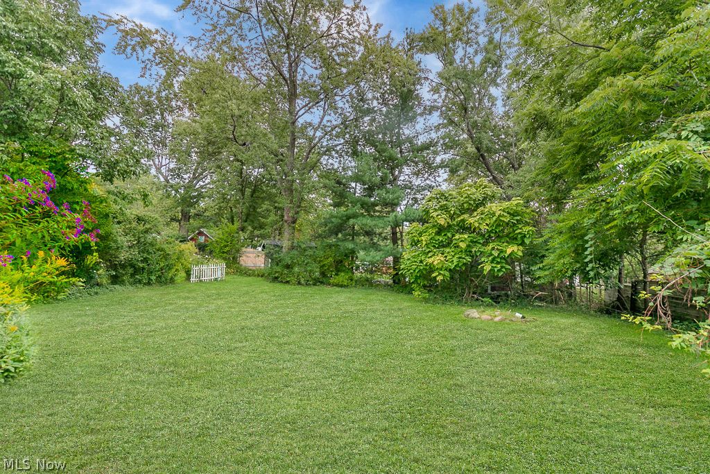 139 Center Street Chardon OH 44024