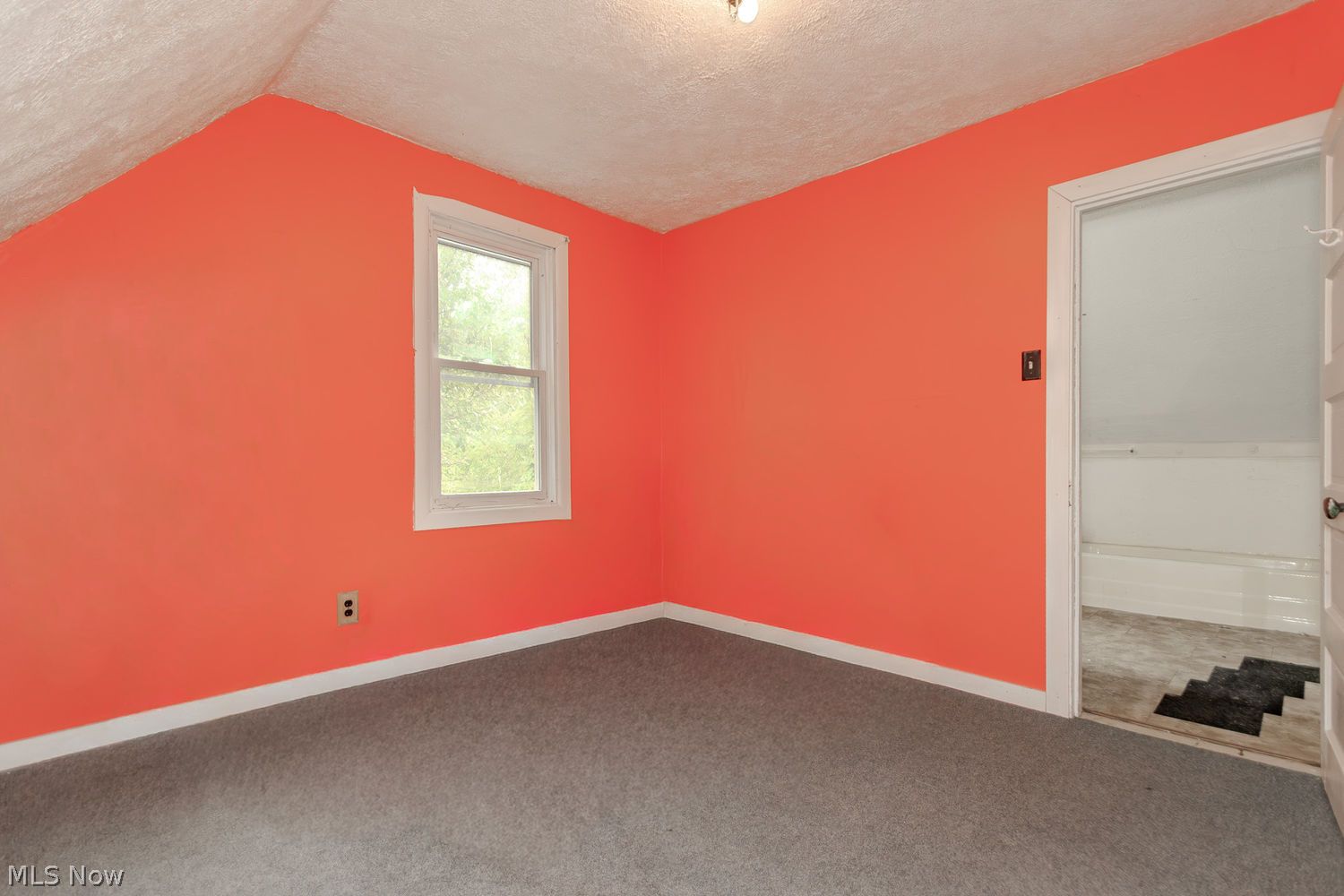 139 Center Street Chardon OH 44024