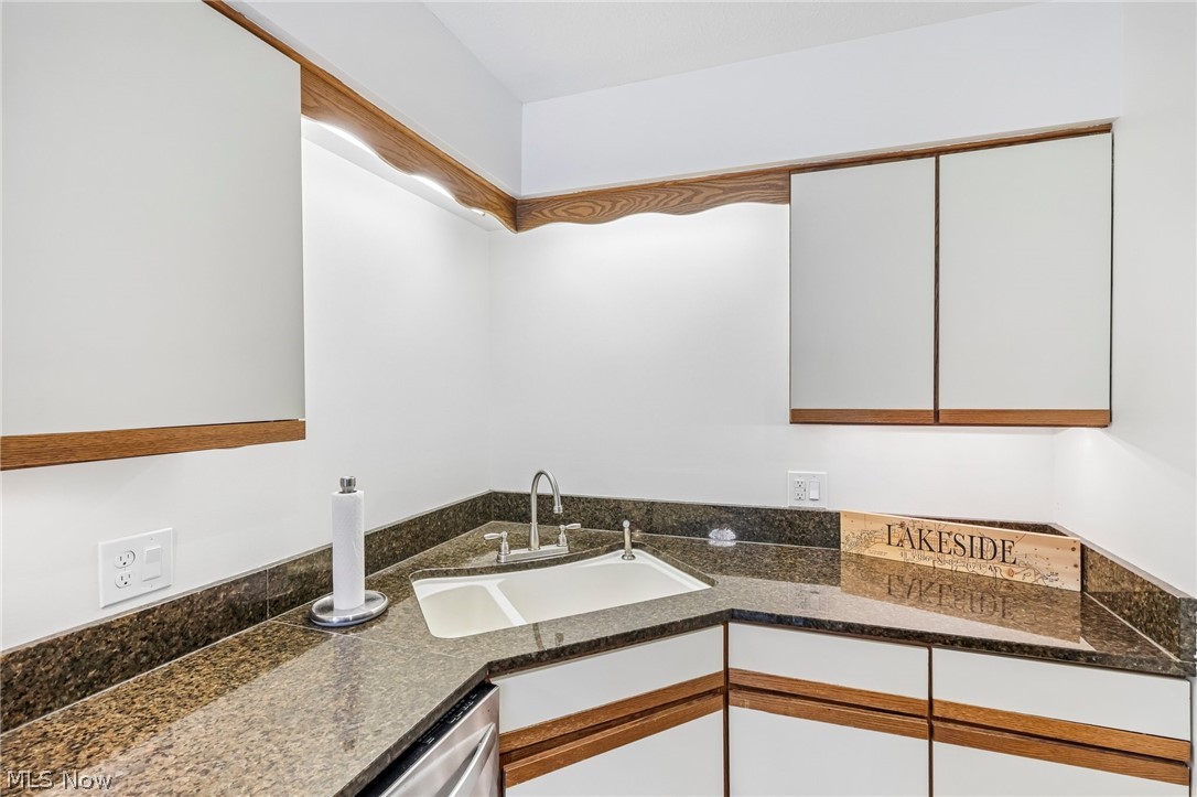 32078 Willow Circle Avon Lake OH 44012