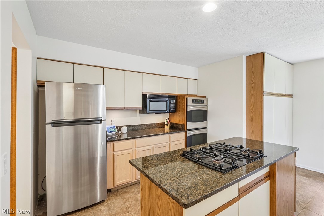 32078 Willow Circle Avon Lake OH 44012