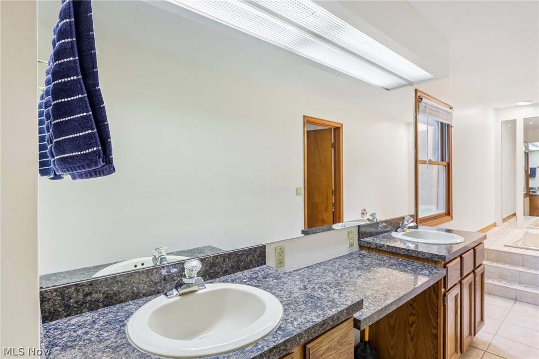 32078 Willow Circle Avon Lake OH 44012