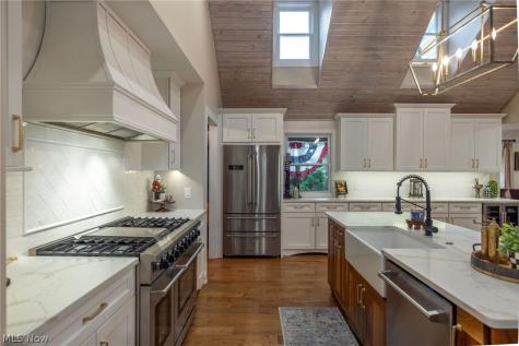 7340 Mcshu Drive Hudson OH 44236