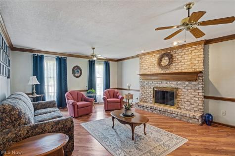 3053 Chablis Lane Youngstown OH 44514