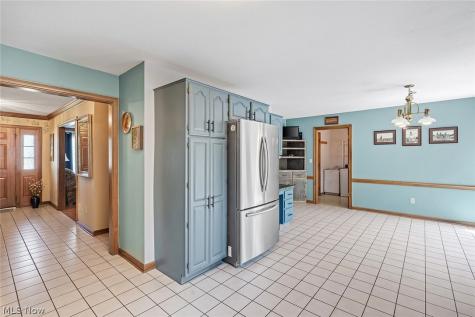 3053 Chablis Lane Youngstown OH 44514