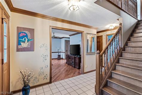 3053 Chablis Lane Youngstown OH 44514