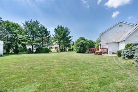 3053 Chablis Lane Youngstown OH 44514