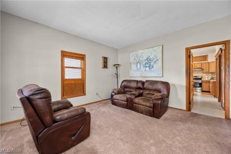 2011 E 31st Street Lorain OH 44055