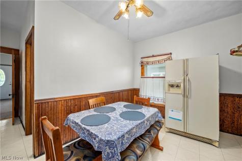 2011 E 31st Street Lorain OH 44055