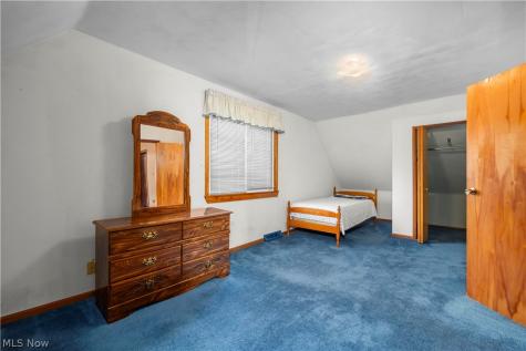 2011 E 31st Street Lorain OH 44055