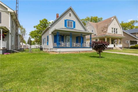 2011 E 31st Street Lorain OH 44055
