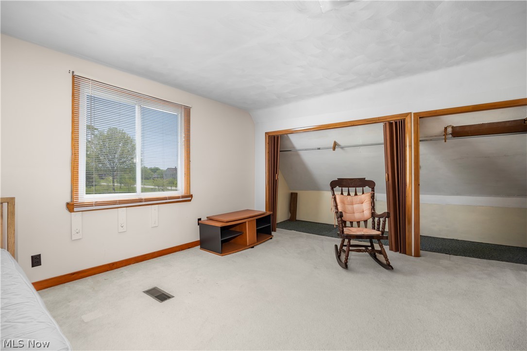 2011 E 31st Street Lorain OH 44055