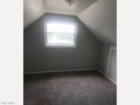 4595 Lee Road Cleveland OH 44128