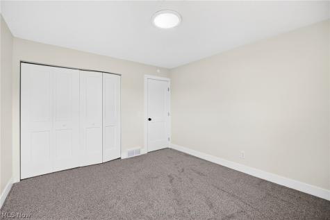 5737 SW Hancock Street Canton OH 44706