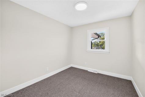 5737 SW Hancock Street Canton OH 44706