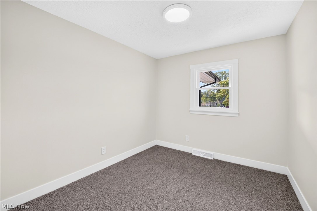 5737 SW Hancock Street Canton OH 44706