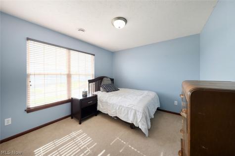 4642 Crossing Trail Lorain OH 44053