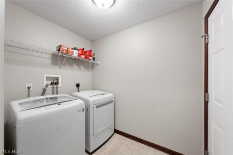 4642 Crossing Trail Lorain OH 44053