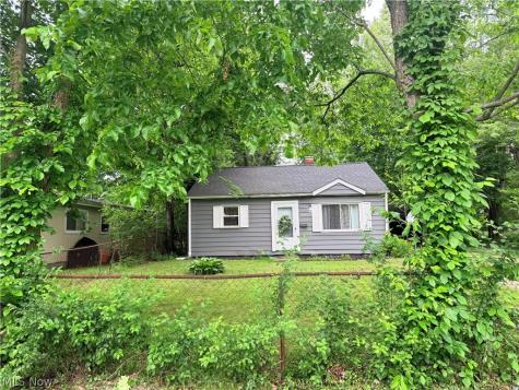 1276 Frederick Boulevard Akron OH 44320