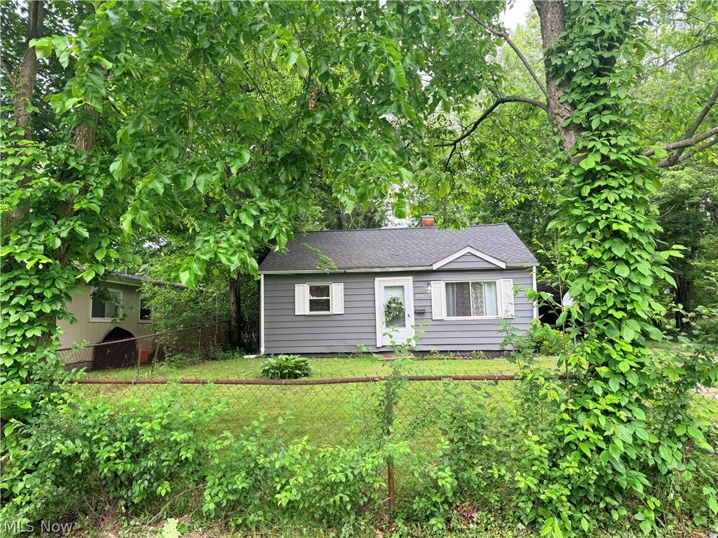 1276 Frederick Boulevard Akron OH 44320