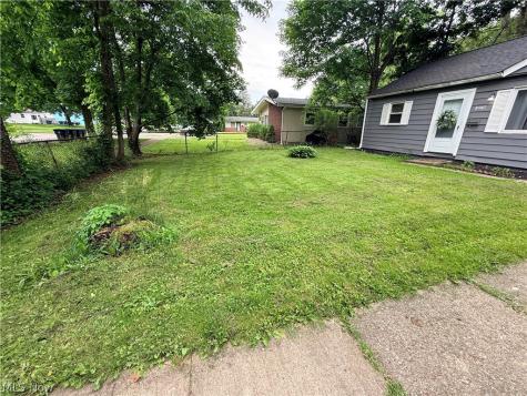1276 Frederick Boulevard Akron OH 44320