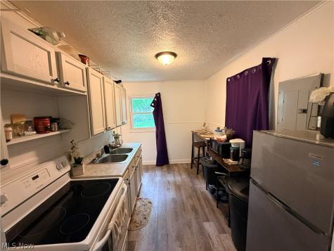 1276 Frederick Boulevard Akron OH 44320