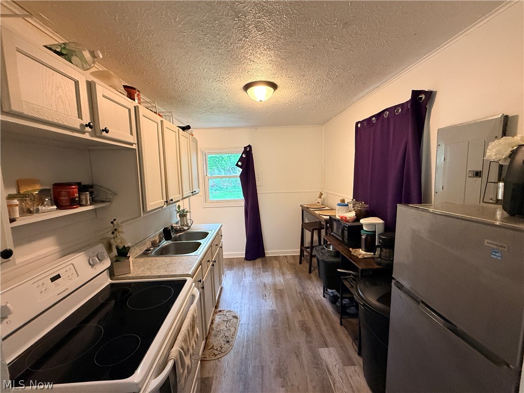 1276 Frederick Boulevard Akron OH 44320