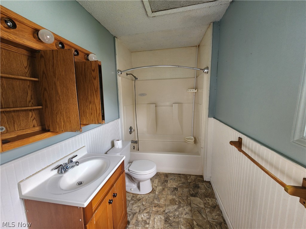 115 W Pine Street Lisbon OH 44432