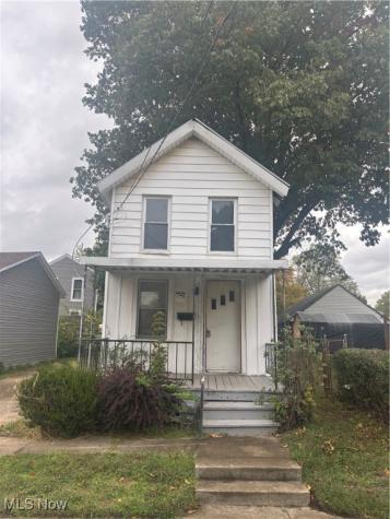 1427 4th Street NE Canton OH 44704