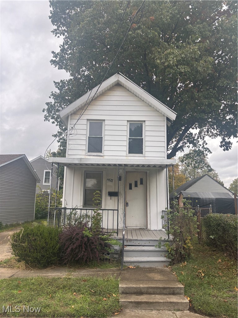 1427 4th Street NE Canton OH 44704