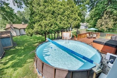 4340 Nottingham Avenue Youngstown OH 44511