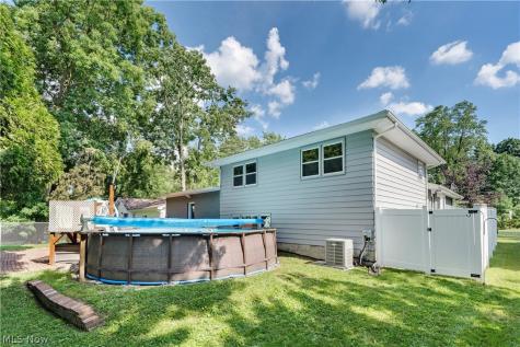 4340 Nottingham Avenue Youngstown OH 44511