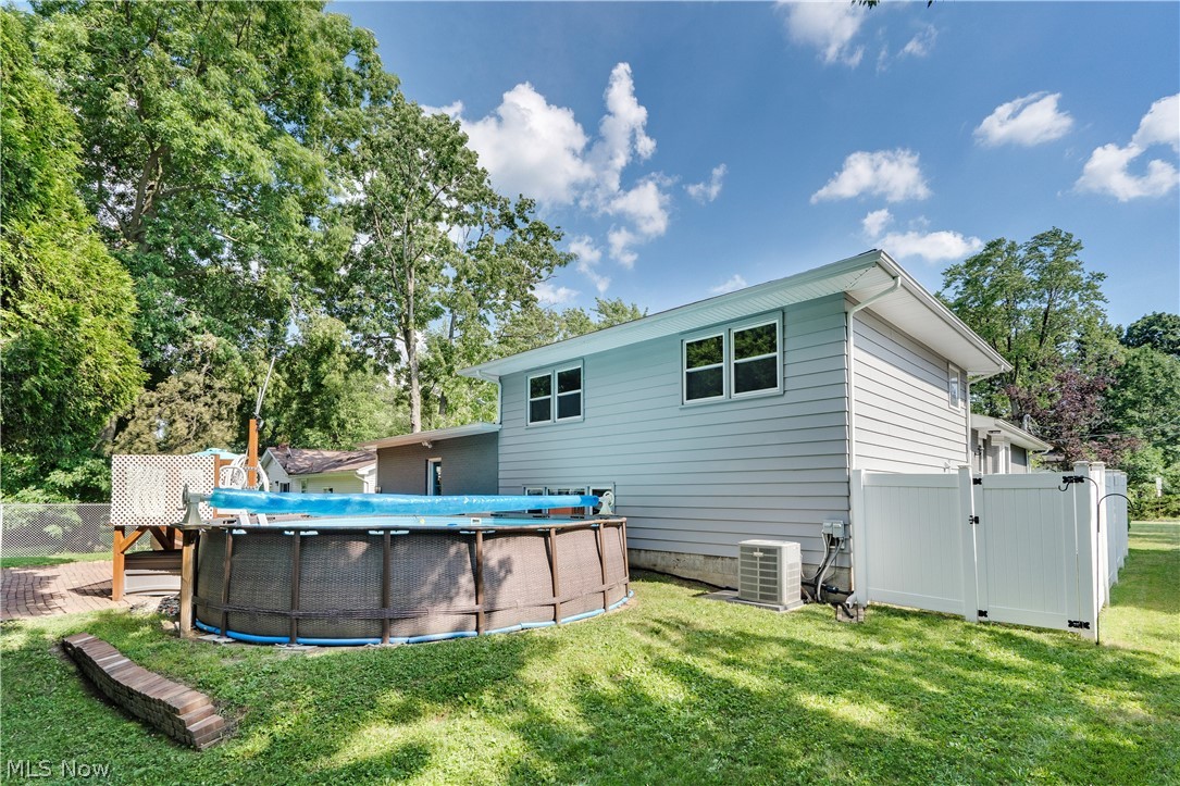 4340 Nottingham Avenue Youngstown OH 44511