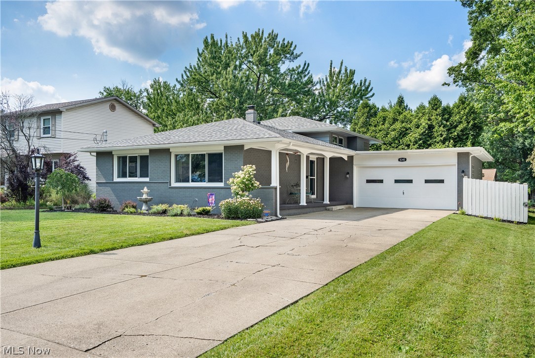 4340 Nottingham Avenue Youngstown OH 44511