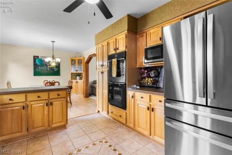 47568 Middle Ridge Road Amherst OH 44001
