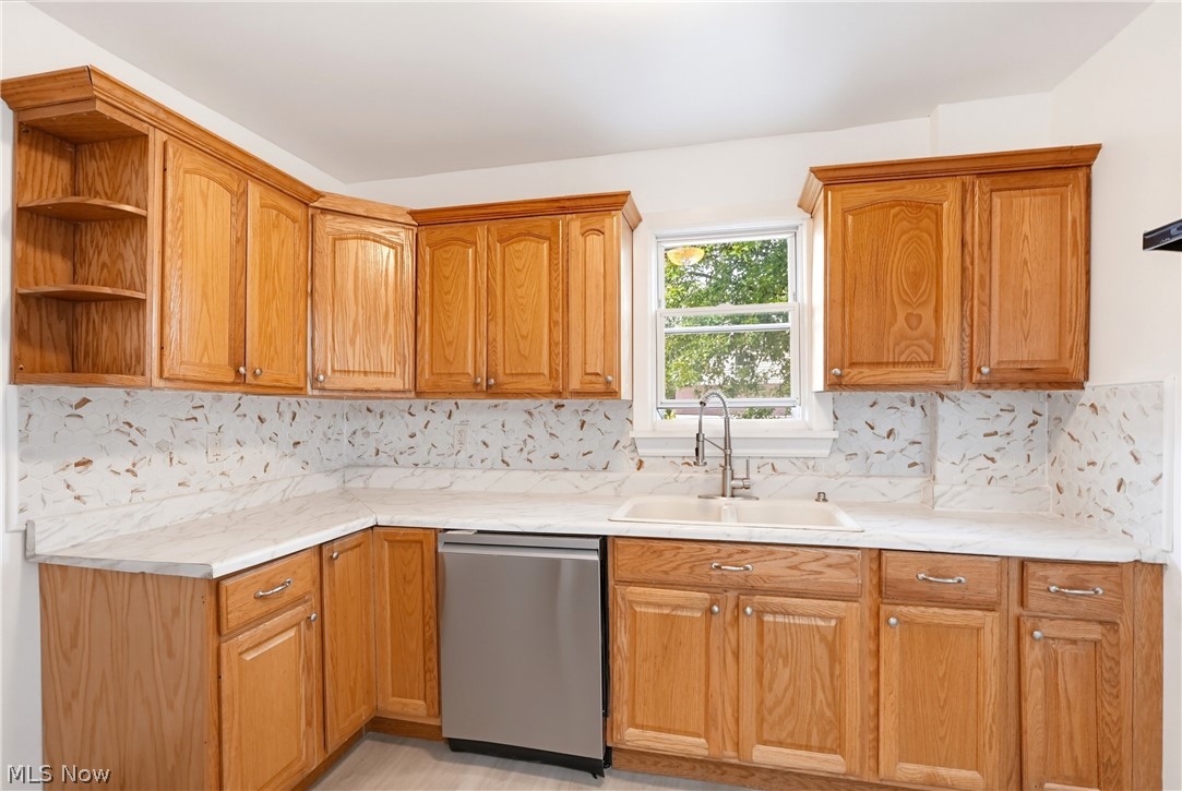 532 Hazel Place Akron OH 44304