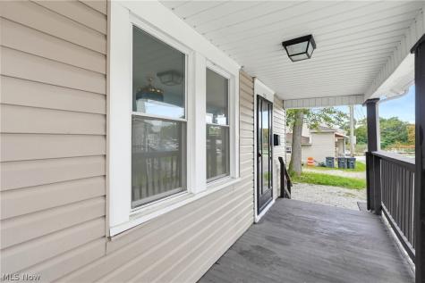 532 Hazel Place Akron OH 44304