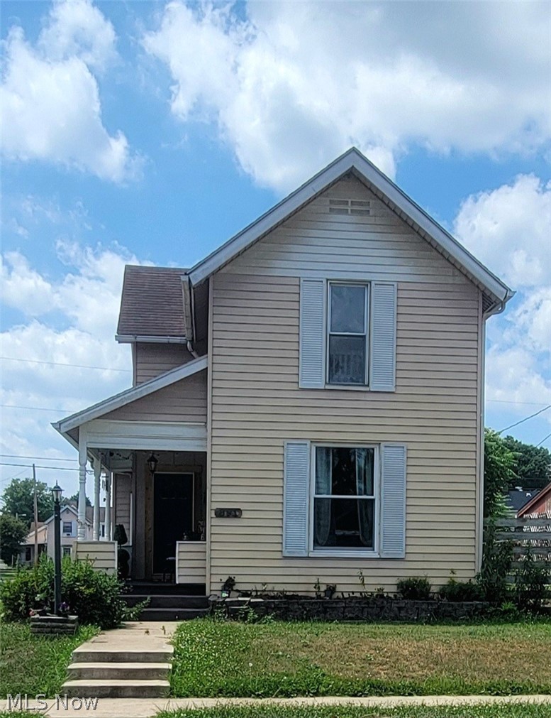 391 S 9th Street Coshocton OH 43812