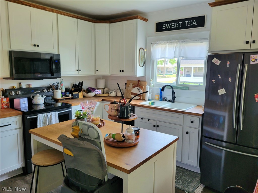 391 S 9th Street Coshocton OH 43812