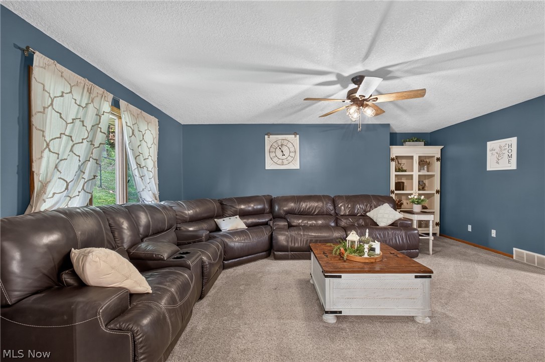 176 Jessica Drive Dover OH 44622