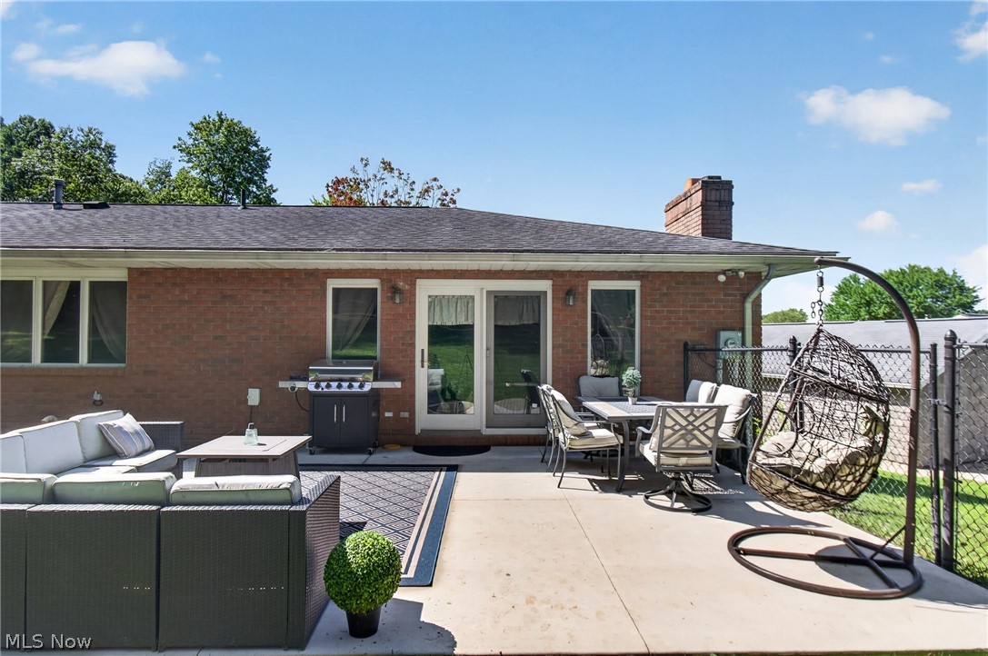 176 Jessica Drive Dover OH 44622