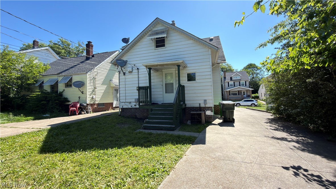 4630 E 86th Street Garfield Heights OH 44125