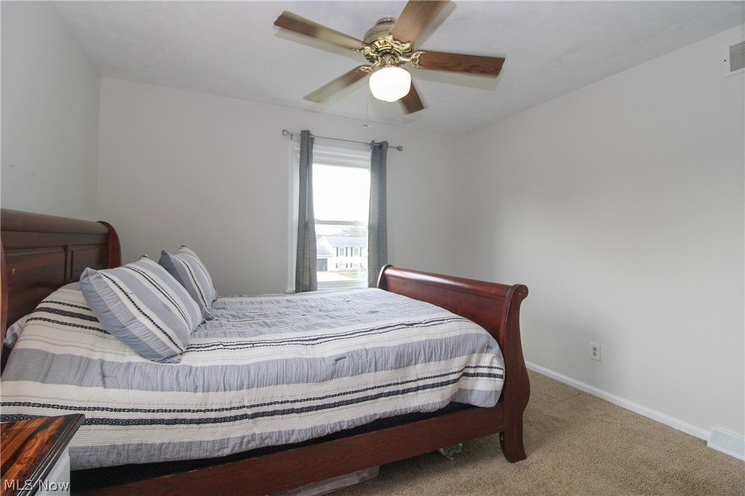 1913 Cloverbrook Drive Mineral Ridge OH 44440