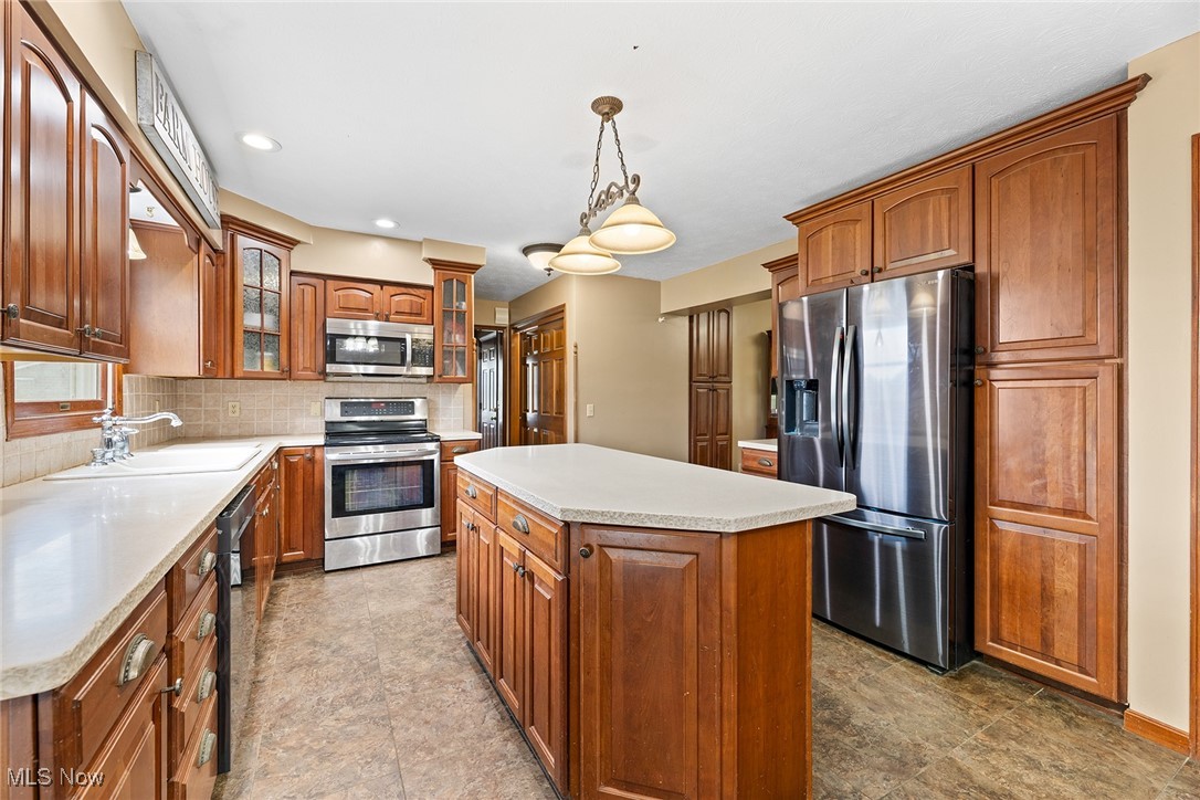 7686 Peck Road Ravenna OH 44266