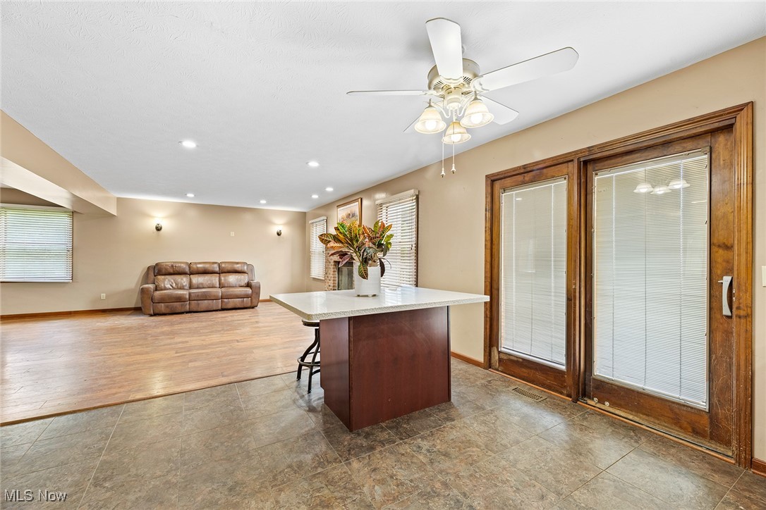 7686 Peck Road Ravenna OH 44266