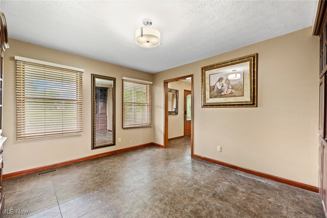 7686 Peck Road Ravenna OH 44266
