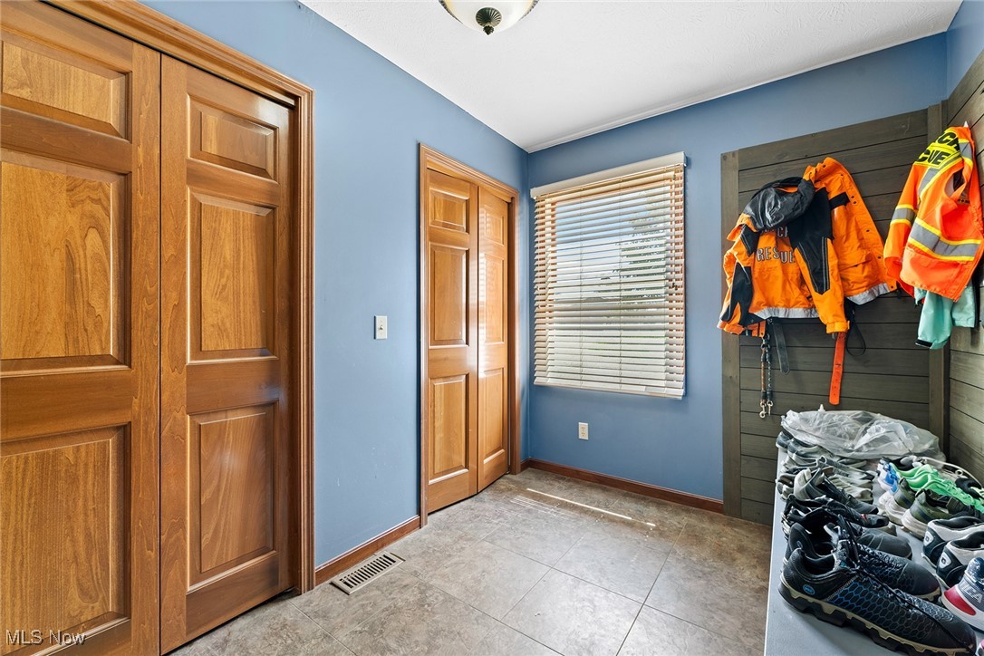 7686 Peck Road Ravenna OH 44266